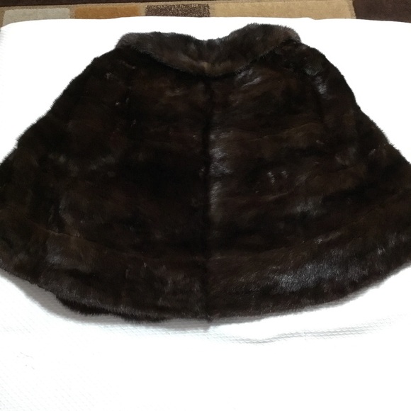Mink jacket/cape - Picture 6 of 16